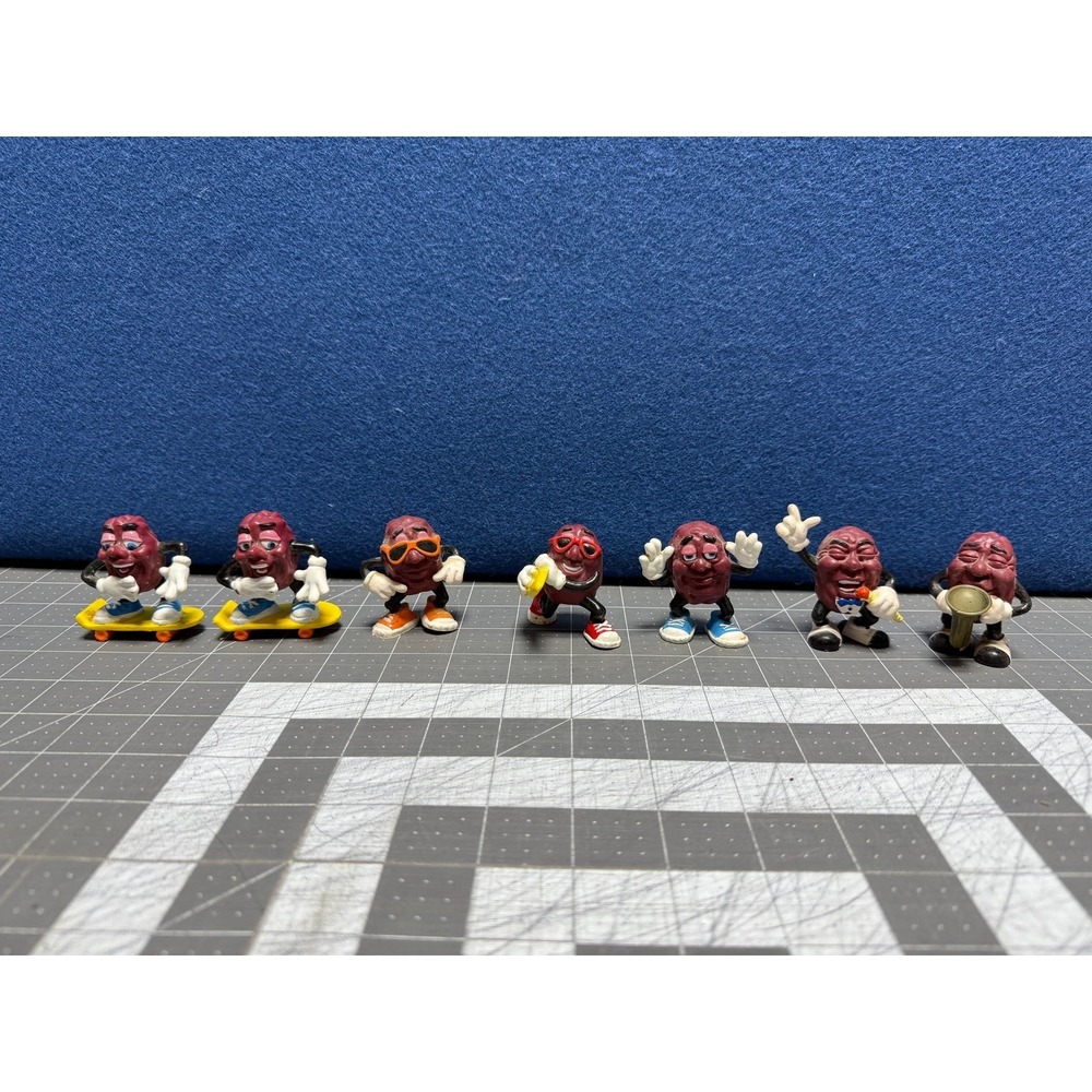 Lot Vintage California Raisins 1980s Toy Figures Calrab